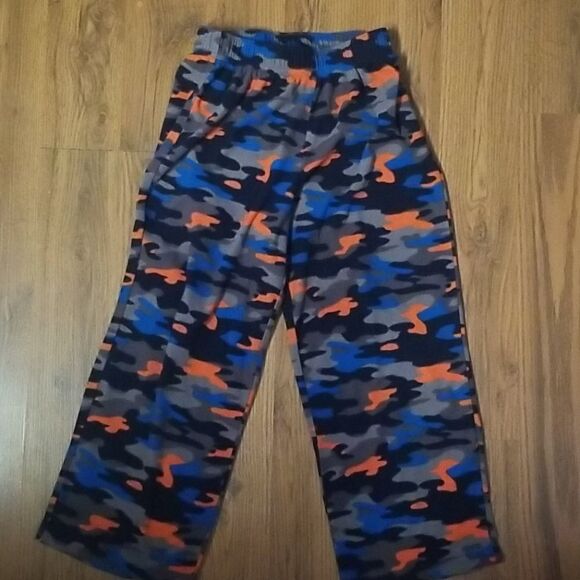 Boys 4/5 fleece camo pajama pant - Picture 1 of 2